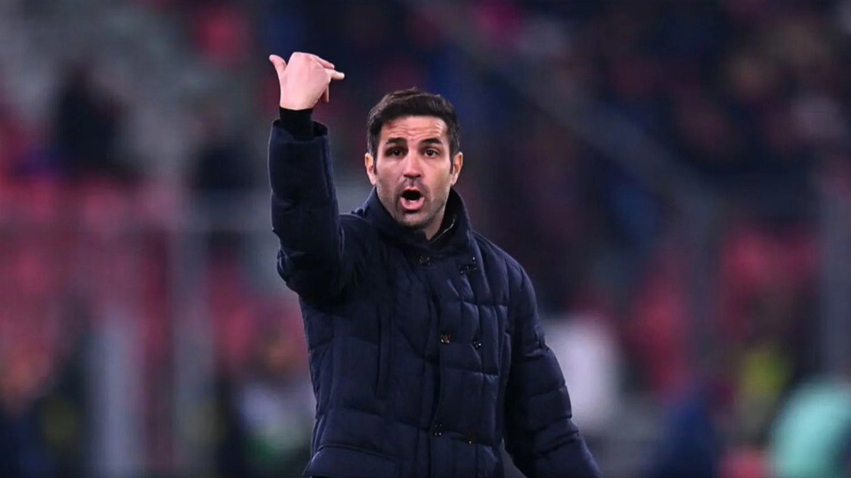 Prapaskena nga Spanja  Cesc Fabregas  në pole position për të pasuar Hansi Flick te Barcelona