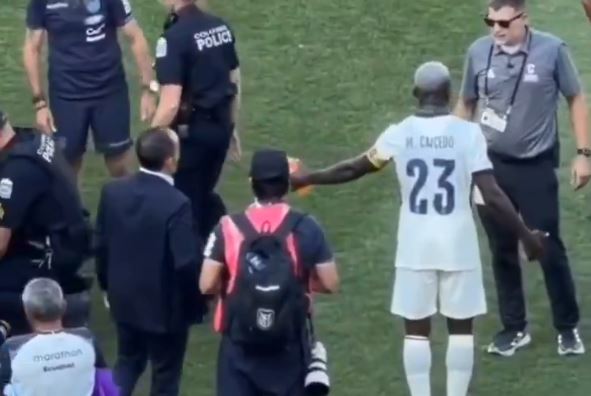 Policia i bën arrestim brutal një tifozi, Caicedo mundohej t’i ndalonte!