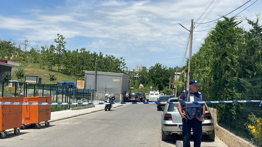 Vrasja e 27 vjeçarit në Paskuqan  autori zbrazi 10 plumba drejt tij  tentoi të ekzekutonte edhe një person tjetër në vendngjarje