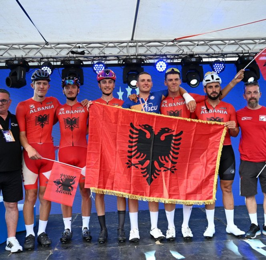 shqiperia-shkelqen-ne-ballkanik-medalje-ari-nga-valentino-kamberaj