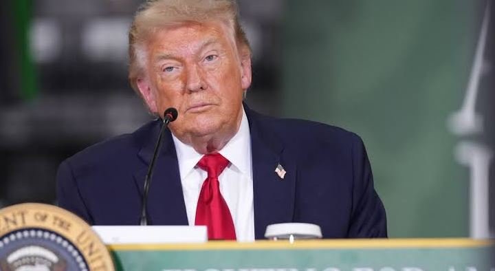 Trump thotë se Irani rrëzoi një helikopter amerikan dhe zotohet se do të kundërpërgjigjet