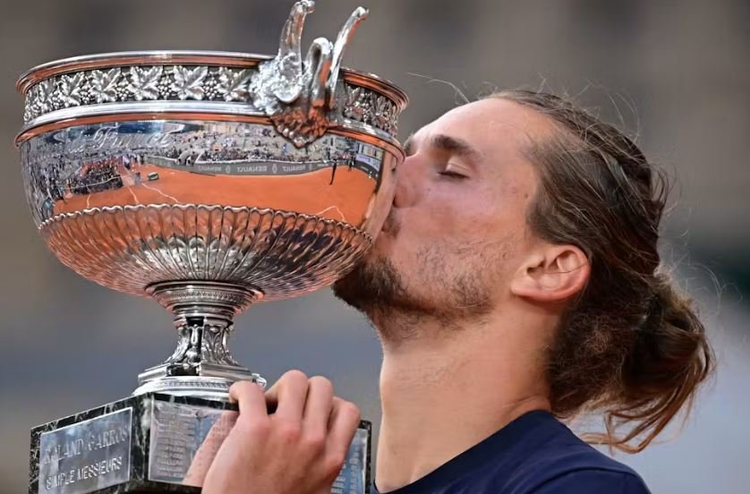 Zverev u bashkohet të mëdhenjve