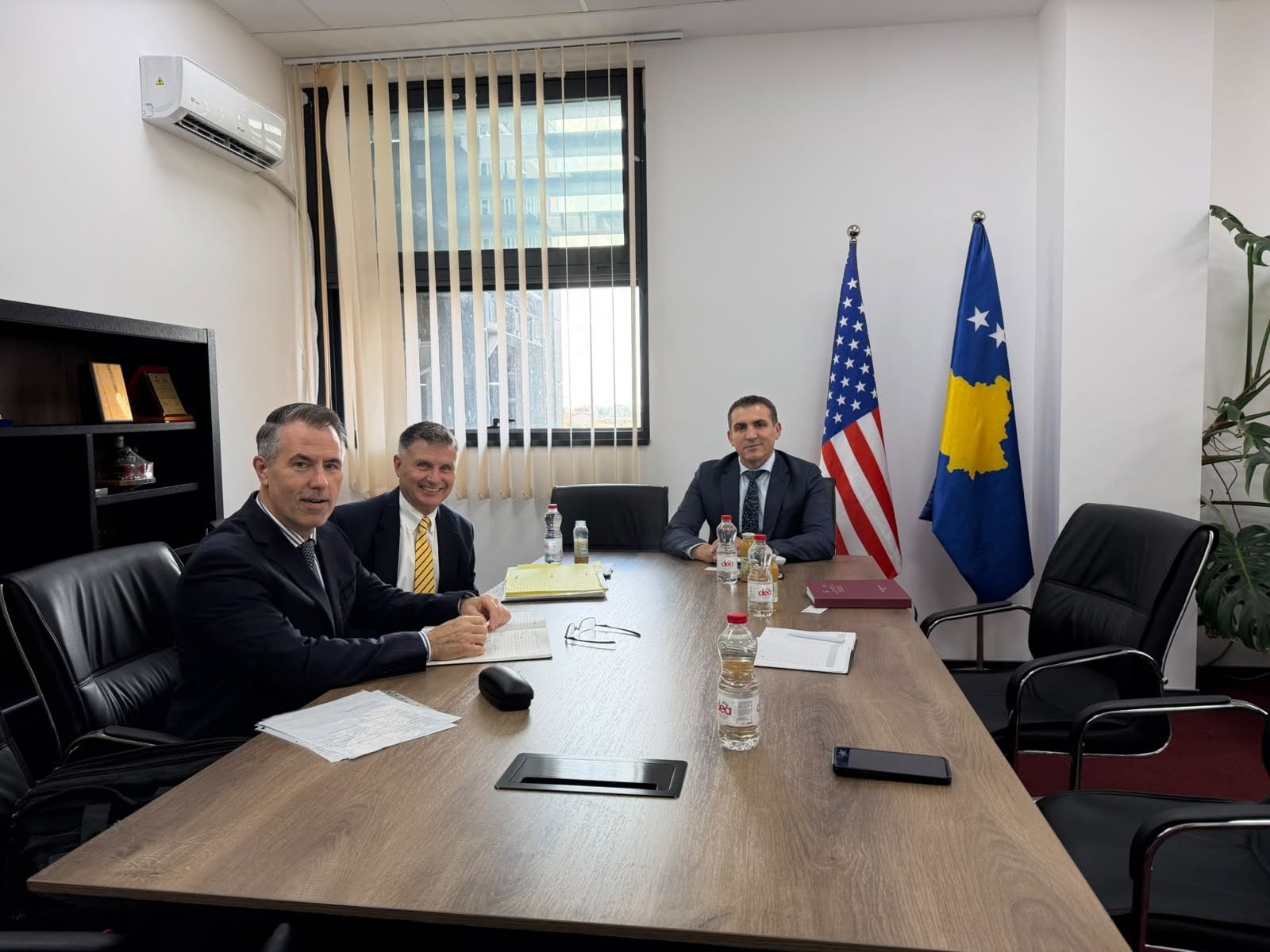 Lufta kundër krimit financiar: Kryeprokurori Gashi takon përfaqësues të Thesarit Amerikan