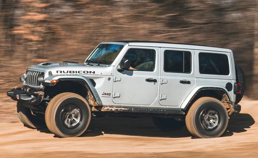 Jeep tërheq mbi 1 milion automjete për rrezik zjarri!