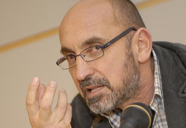 Protestat masive/ “Marshimi në Tiranë, pjesa më e bukur. Kryeministri ka djegur disa breza, të rinjtë na befasuan”, Lubonja: Rama i frikësuar