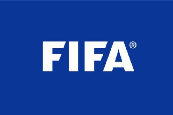 ​FIFA detyron një Kombëtare pjesëmarrëse në Botëror të ndryshojë dizajnin e fanellave