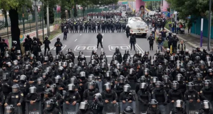 qindra-police-vendosen-ne-mexico-city-para-ndeshjes-hapese-te-kupes-se-botes