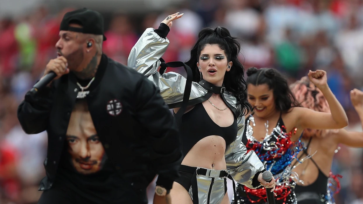 Nga Shakira, Jennifer Lopez e Era Istrefi, këngët që kanë shënuar historinë e Botërorit