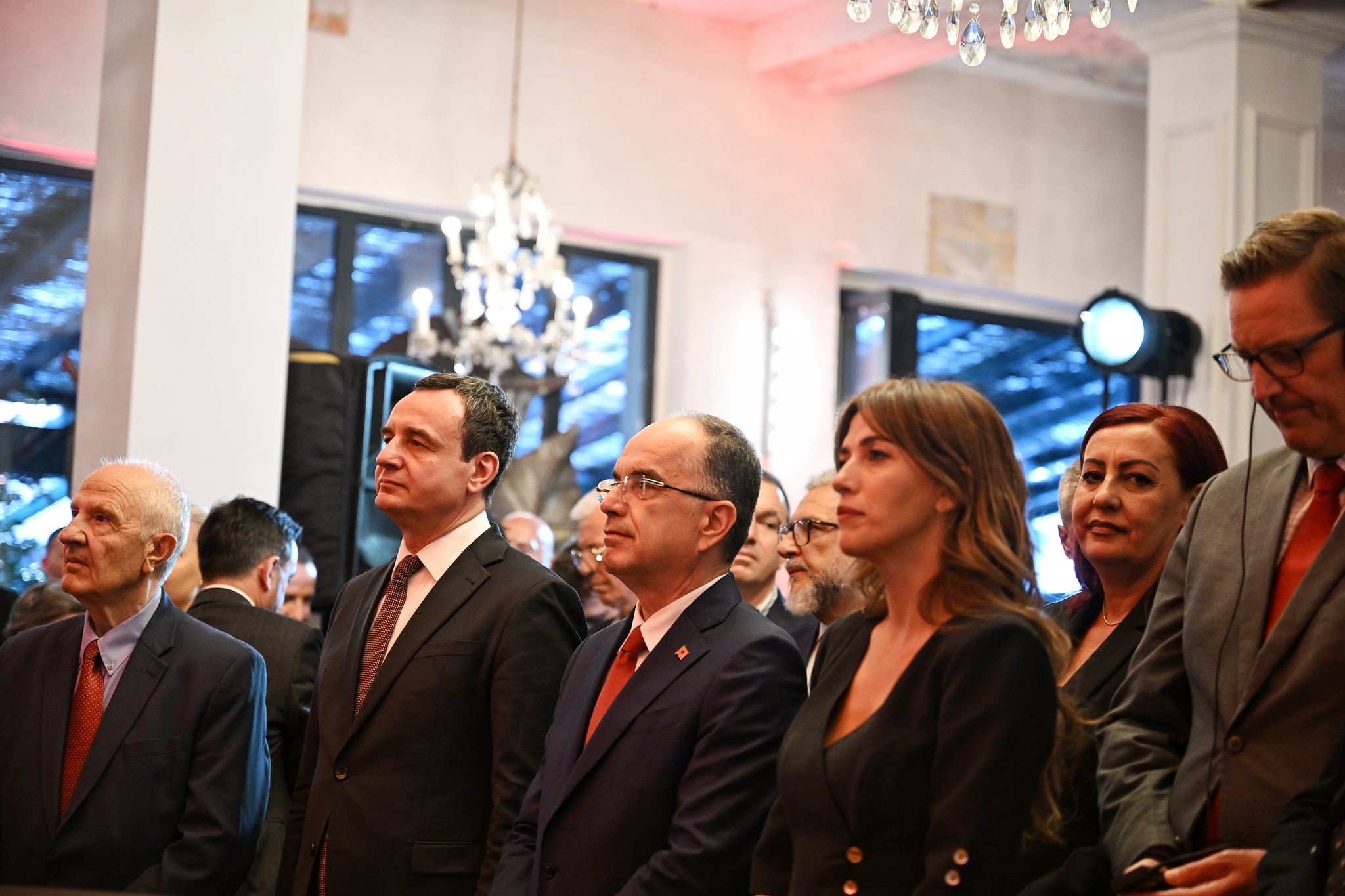 Kryeministri në detyrë Kurti mori pjesë në pritjen shtetërore në shënim të 12 Qershorit - Ditës së Çlirimit të Kosovës