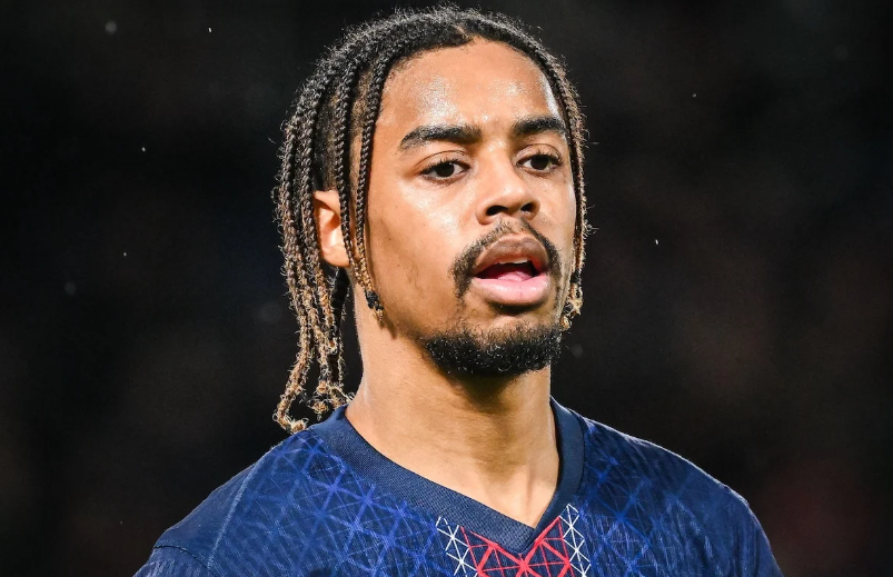 Barcola po i ndan rrugët me PSG-në