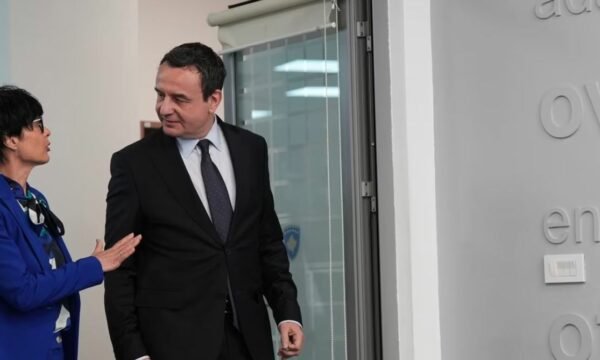 REL: Pa qasje të veçantë, Kosova mbetet ‘e bllokuar’ në integrimet evropiane