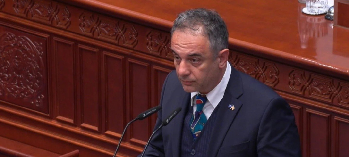 Aliu: Ligji për mbrojtjen nga përdorimi i produkteve të duhanit kaloi në lexim të parë në seancë plenare