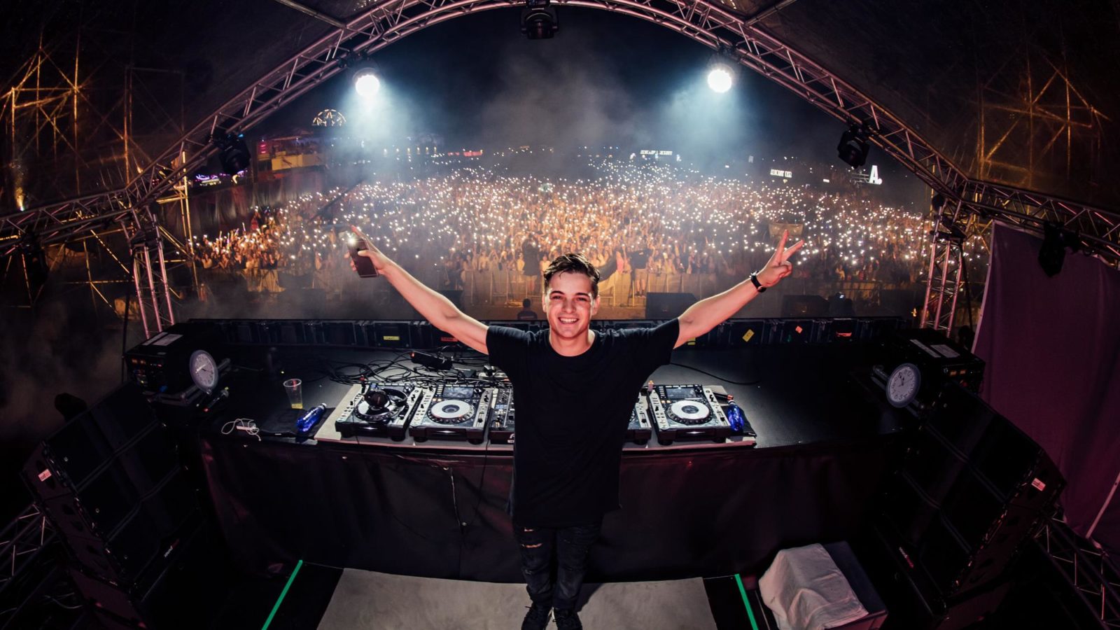 Ekskluzive: Martin Garrix është artisti i radhës në Sunny Hill Festival 2026