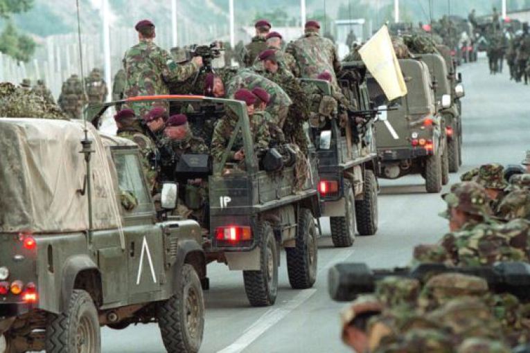 12 qershori 1999~Agimi i lirisë