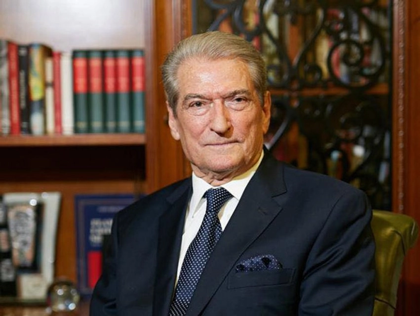 Kaloi faza e fundit e shpifjeve për Sali Berishën, tani shpifarakët hyjnë në një betejë të re kundër tij! 