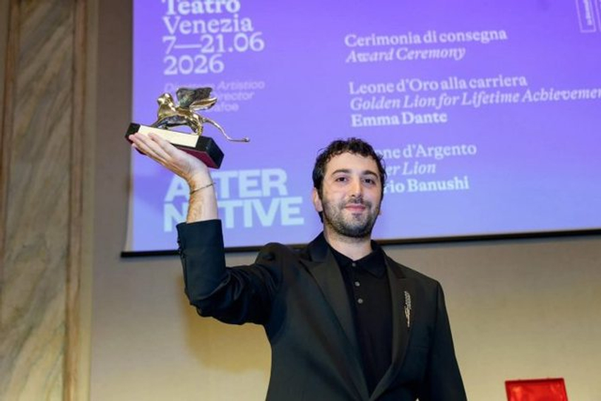 Mario Banushi fiton Luanin e Argjendtë në Bienalen e Venecias