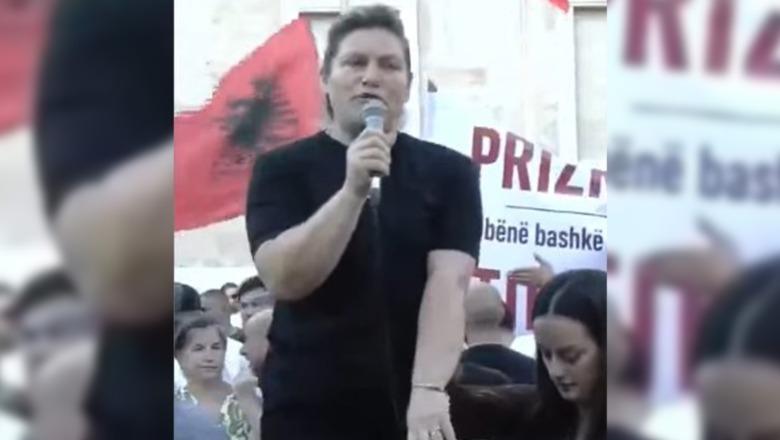 Mamaja e Martin Canit i bashkohet protestës para Kryeministrisë: Duam siguri dhe drejtësi!