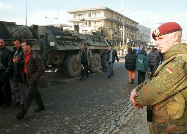 Edhe një vit me KFOR-in: Bundestagu merr vendimin për trupat gjermane në Kosovë