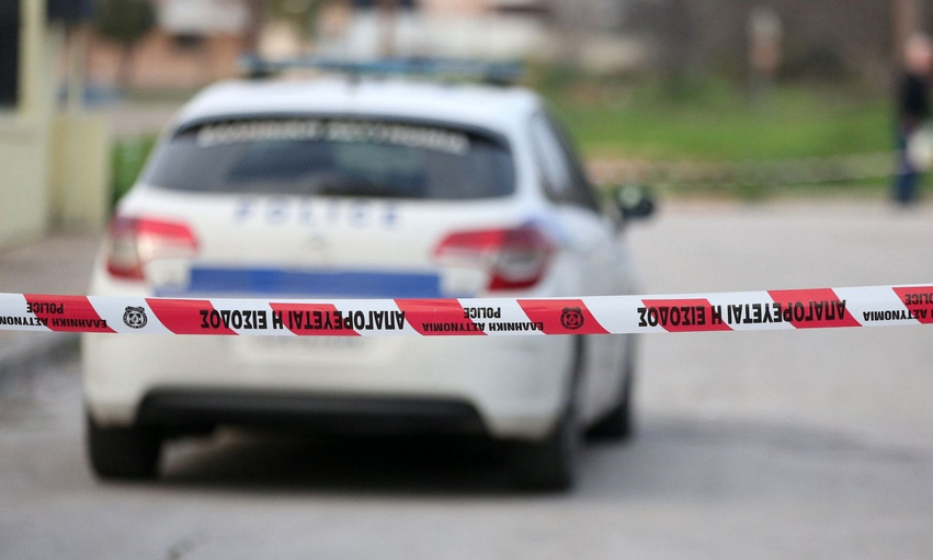 E rëndë në Greqi  Katër burra rrahin 30 vjeçaren  viktima kërkoi ndihmë duke 