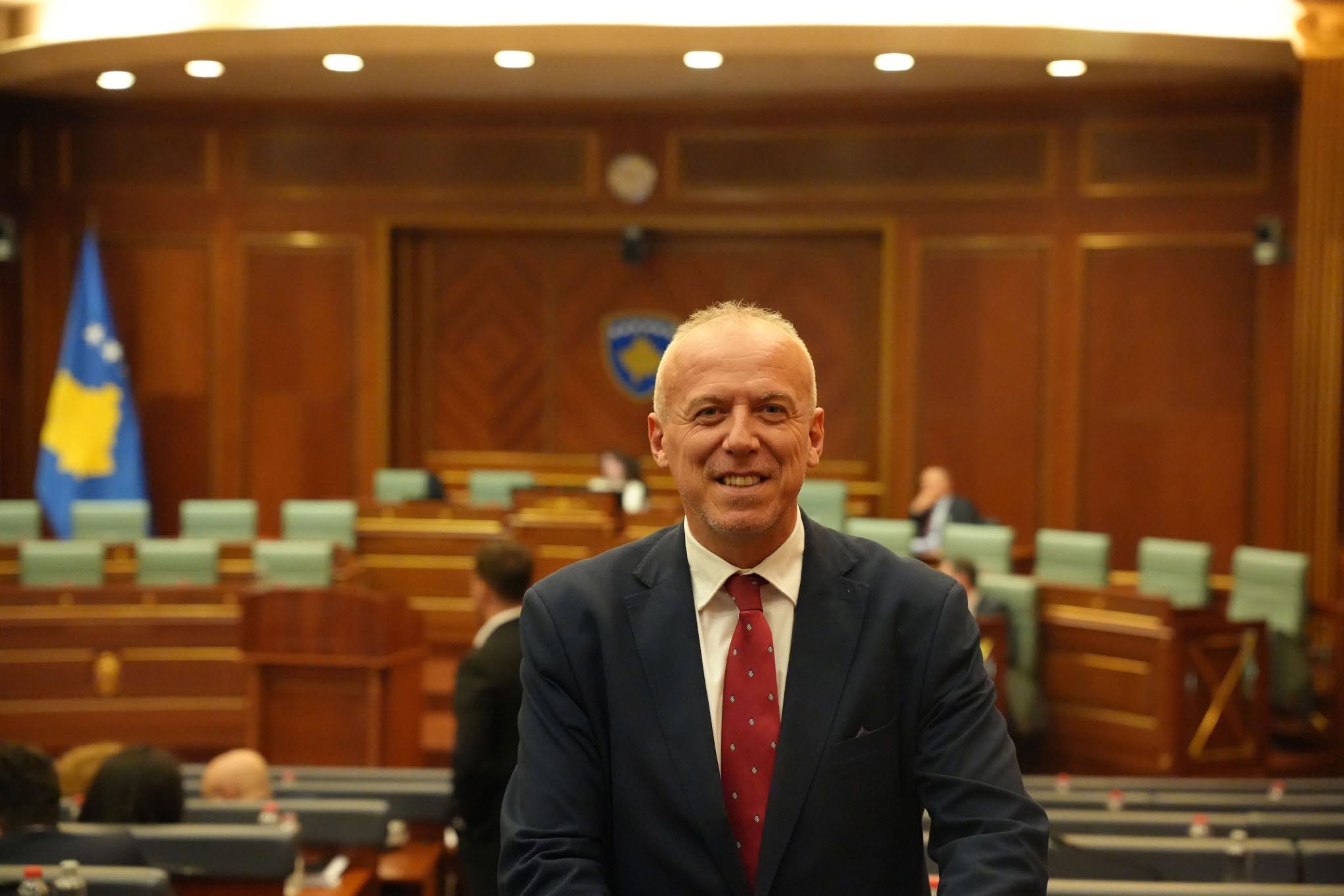 Mandatimi i Kurtit nga presidentja në detyrë, flet Vigan Qorrolli