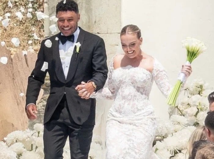 Martohen Alex Oxlade-Chamberlain dhe Perrie Edwards