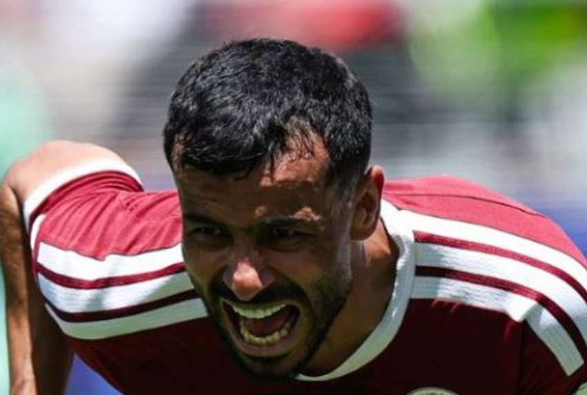 futbollisti-khoukhi-do-te-shperblehet-me-me-shume-se-3-milione-euro-dhe-nje-rolls-royce