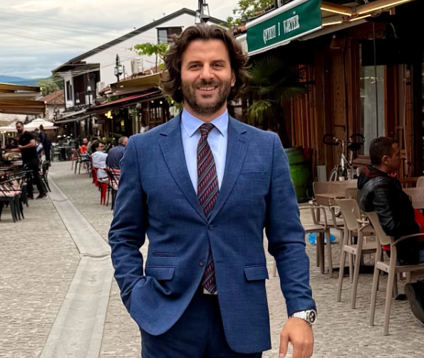 Nezir Kraki sqaron: Jam deputet i LVV-së, jo i Guxo-s