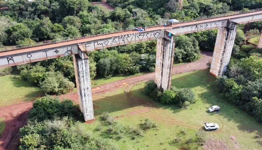 Harruan t’i lidhnin litarin e sigurisë, 24-vjeçarja humb jetën pas hedhjes nga lartësia në Brazil