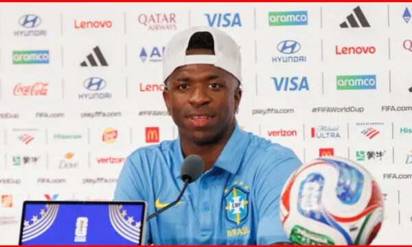 Vinicius kërkon pyetje në spanjisht, FIFA ia refuzon