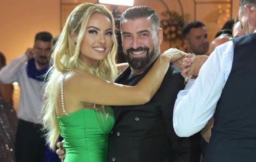 Meda feston ditëlindjen, bashkëshortja i bën urimin plot dashuri