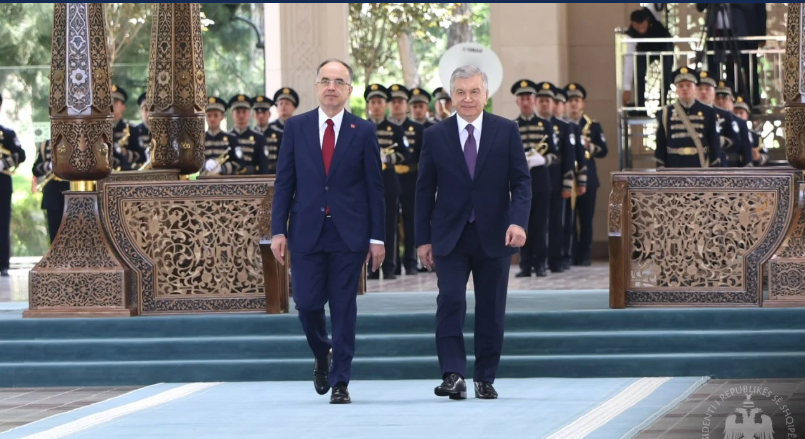 Presidenti Begaj në Uzbekistan, hapet një kapitull i ri në marrëdhëniet mes dy vendeve