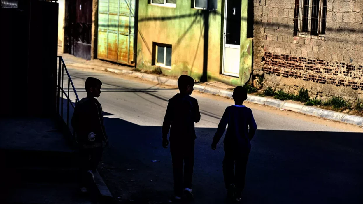 UNICEF: Ajri i ndotur, thatësirat dhe valët e të nxehtit – kërcënimi kryesor për fëmijët në Maqedoni