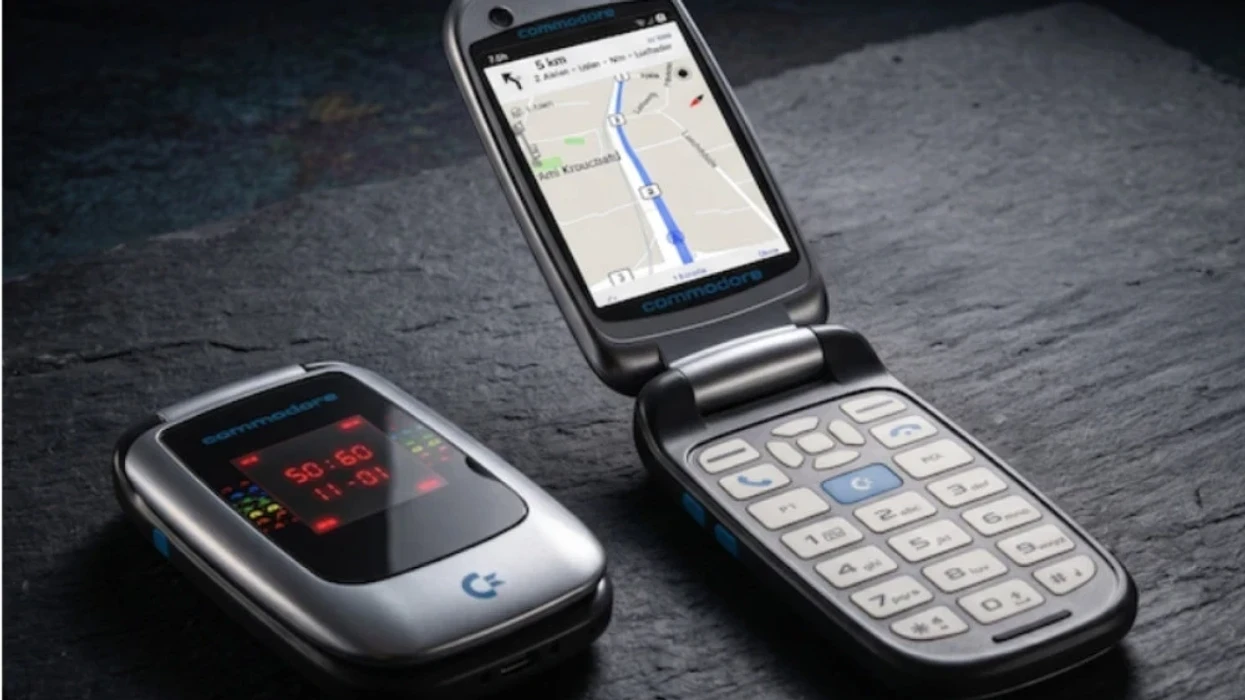 Arrin Commodore Callback 8020 - çmimi dhe specifikat e telefonit me kapak