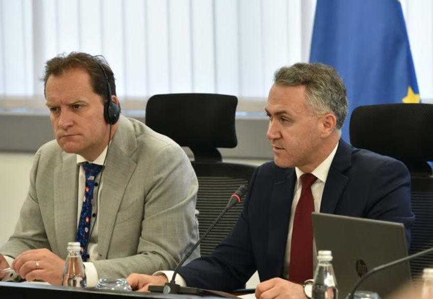 zulfaj-bllokada-ne-kuvend-rrezikon-humbjen-e-afro-60-milione-eurove-nga-plani-i-rritjes-i-be-se