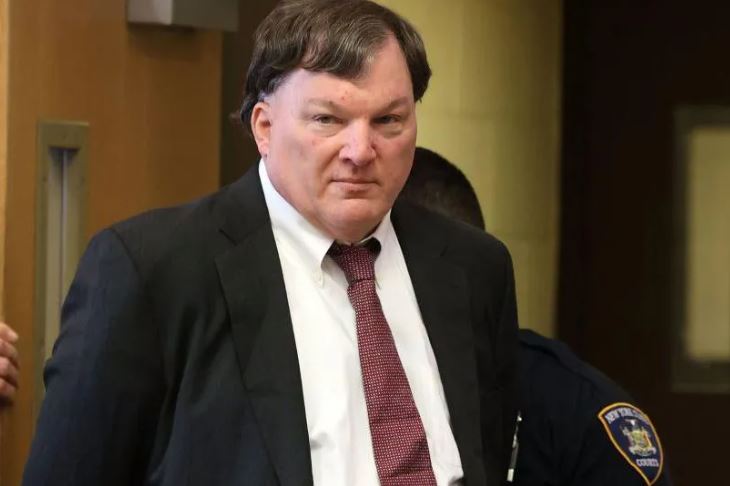 Vrasësi serial dëgjon familjet e viktimave në seancën gjyqësore/ Pritet dënimi i tij