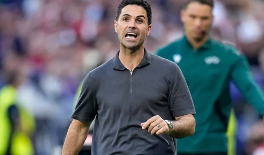 Arsenali nxerr në shitje katër yje