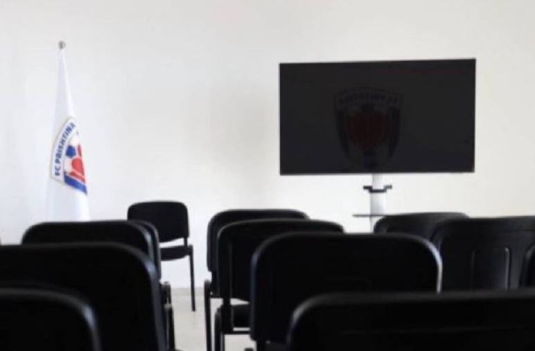 Klubi i futbollit Prishtina bëhet me sallë moderne për konferenca dhe analiza