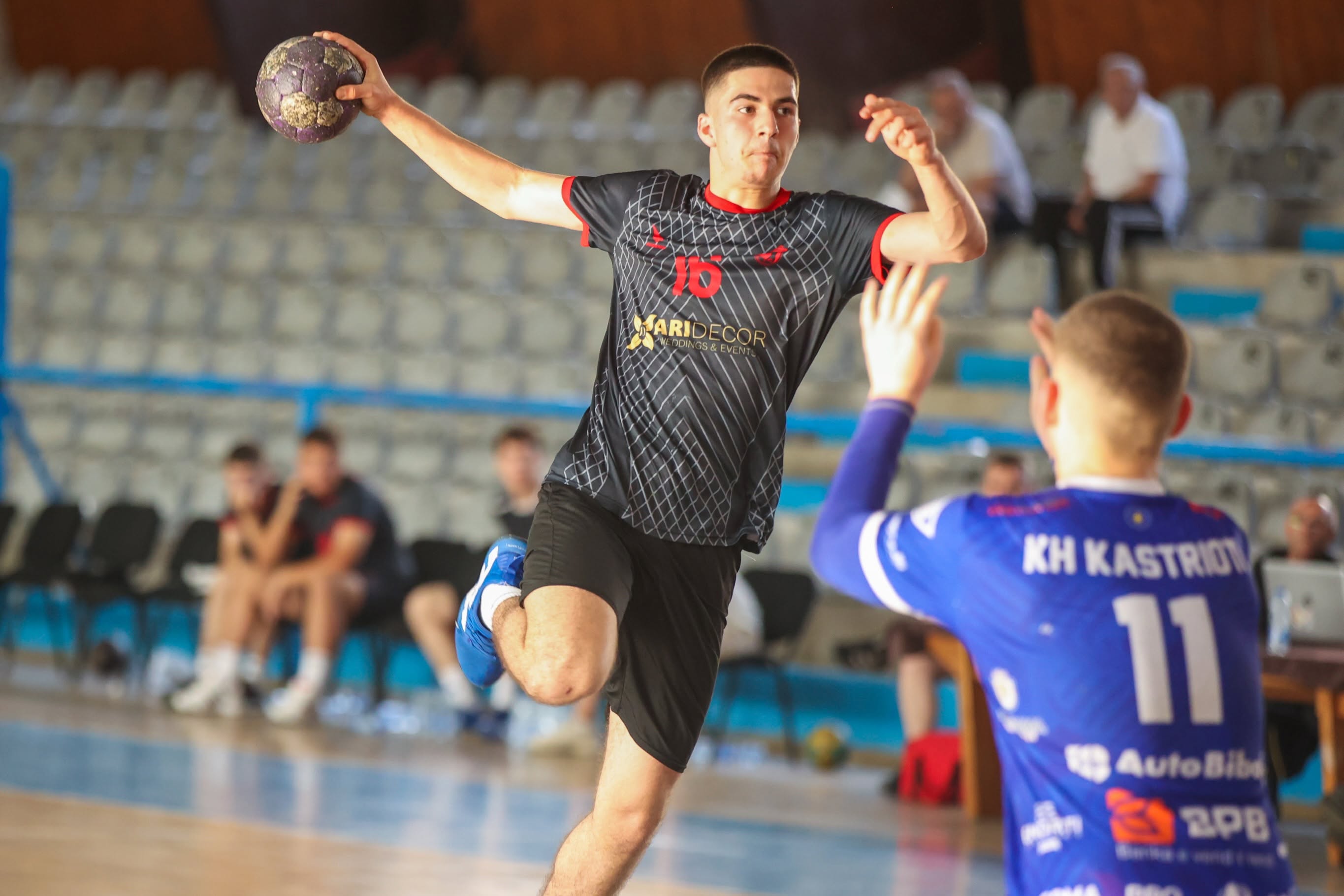 Kastrioti e Besa Famgas në finalen e juniorëve