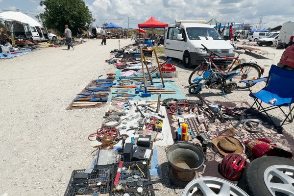 ​“Sot s'kam shitur asgjë, puna ka rënë për toke”, ankesa të shitësve në Tregun e Prishtinës
