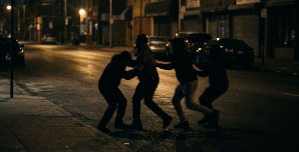 Katër persona rrahen mes vete në Pejë, arrestohen nga policia