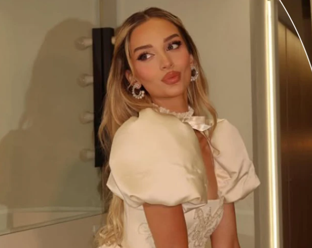 Selin Bollati mahnit me paraqitjen elegante në Instagram