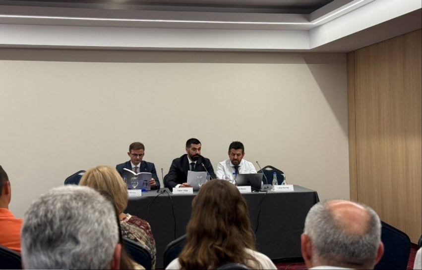 Diskutohet forcimi i kapaciteteve në gjykimin për krimet e luftës
