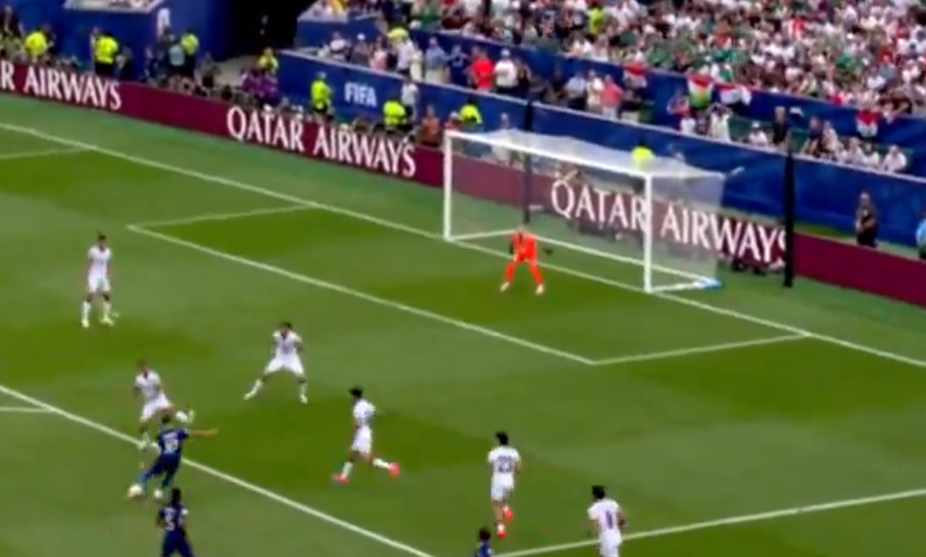 Mbappe i pandalshëm  shënon gol