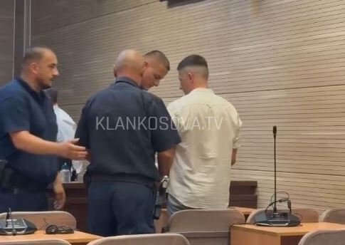 Nis seanca në Apel ndaj Endrit Nikës, i dënuar me 18 vjet burgim për vrasjen e të dashurës