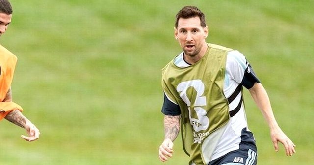 A do luajë Messi ndaj Jordanisë?