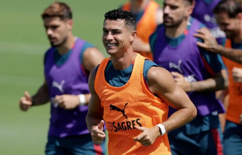 martinez-mbron-ronaldon-shembull-per-ekipin-dhe-futbollin-portugez
