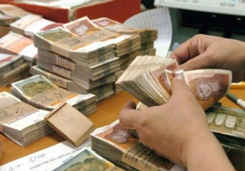 Ministria e Mjedisit dhe ajo e Transportit përfitojnë më shumë nga rishikimi i buxhetit  mbi 170 milionë euro shpenzime jashtë planifikimit