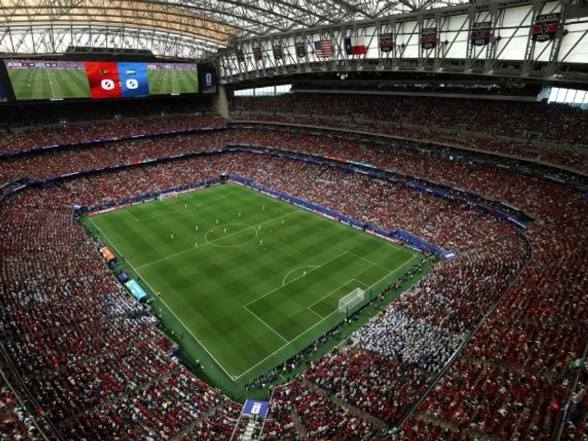 Mesazhi i Botërorit për Evropën  Nuk mjaftojnë biletat e shtrenjta  duhen stadiume moderne