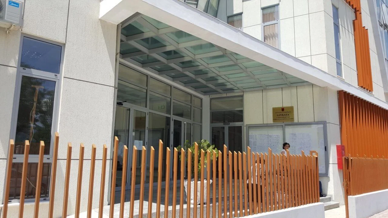 Abuzim me skemën e ndihmës ekonomike, me kërkesë të Prokurorisë Elbasan jepen masa sigurimi për 6 funksionarë të shtetit