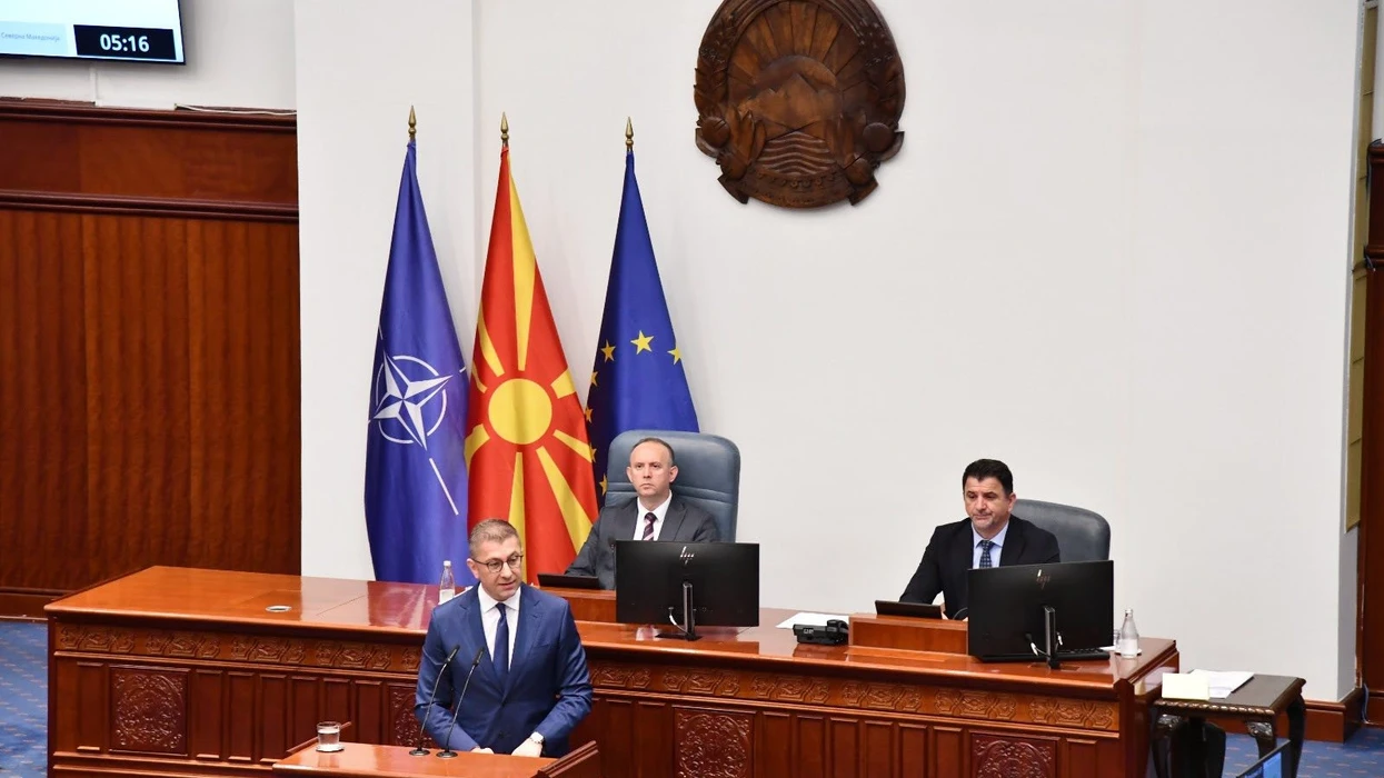 Mickoski: Maqedonia sot ka çmimet më të lira të derivateve të naftës në rajon